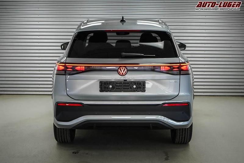 Neu VW Tayron Life 150 PS (110 kW) 2025 Oyster silber metallic (f0) SUV