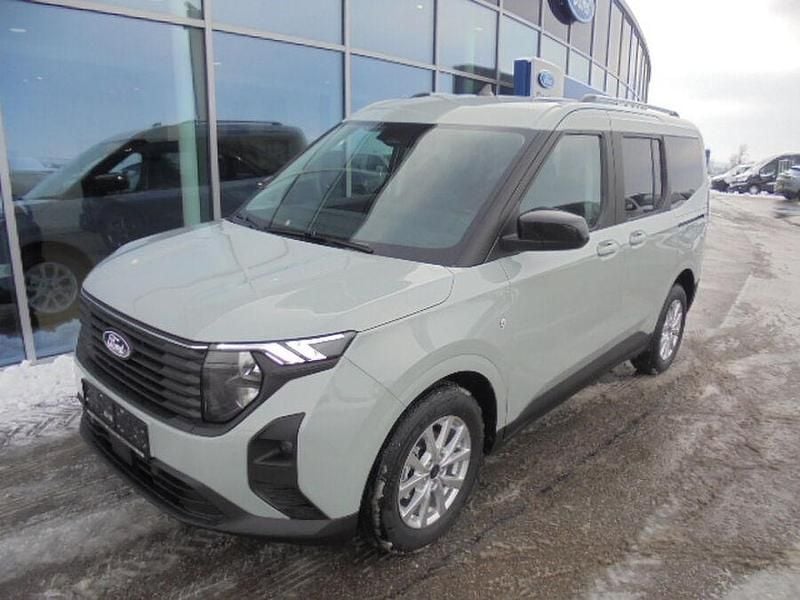 Neu Ford Tourneo Courier Titanium 125 PS (91 kW) 2026 Van / Kleinbus