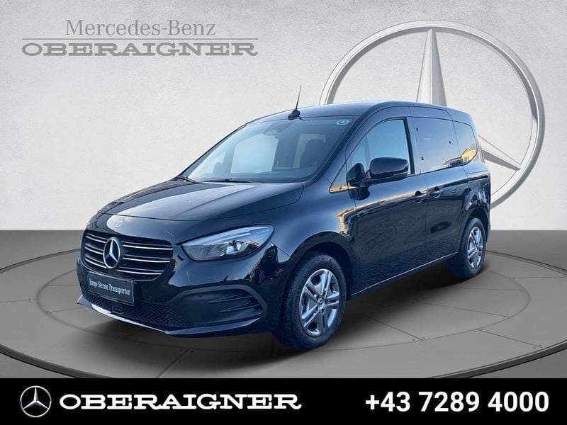 Schwarz Gebraucht 2022 Mercedes T180 Style Van / Kleinbus | € 31.900 (Fairer Preis) - Bild 1/4