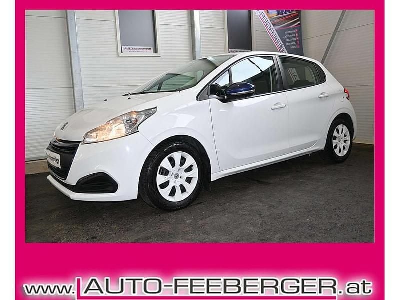 Weiß Gebraucht 2017 Peugeot 208 Kleinwagen | € 6.990 (Fairer Preis) - Bild 1/4