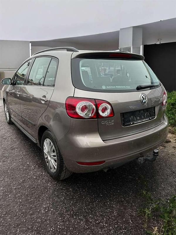 Gebraucht VW Golf 105 PS (77 kW) 2010 Limousine