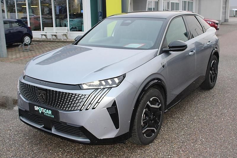 Gebraucht Peugeot e-3008 157 kW (214 PS) 2024 Grau SUV