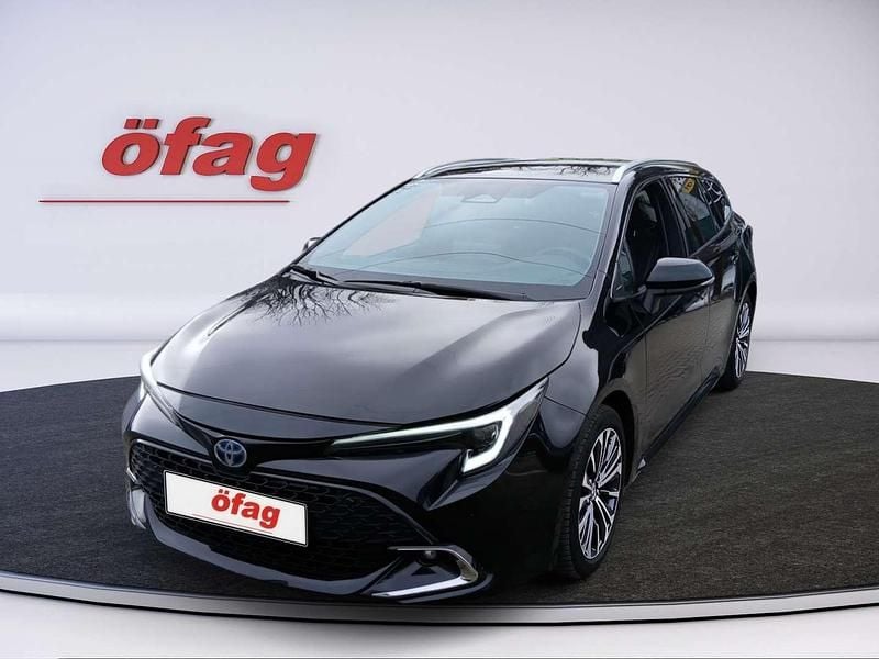 Gebraucht Toyota Corolla Active 98 PS (72 kW) 2024 Schwarz Kombi