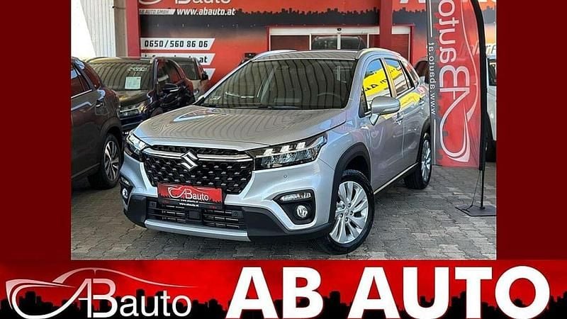 Neu Suzuki SX4 S-Cross 110 PS (80 kW) 2025 Silber SUV