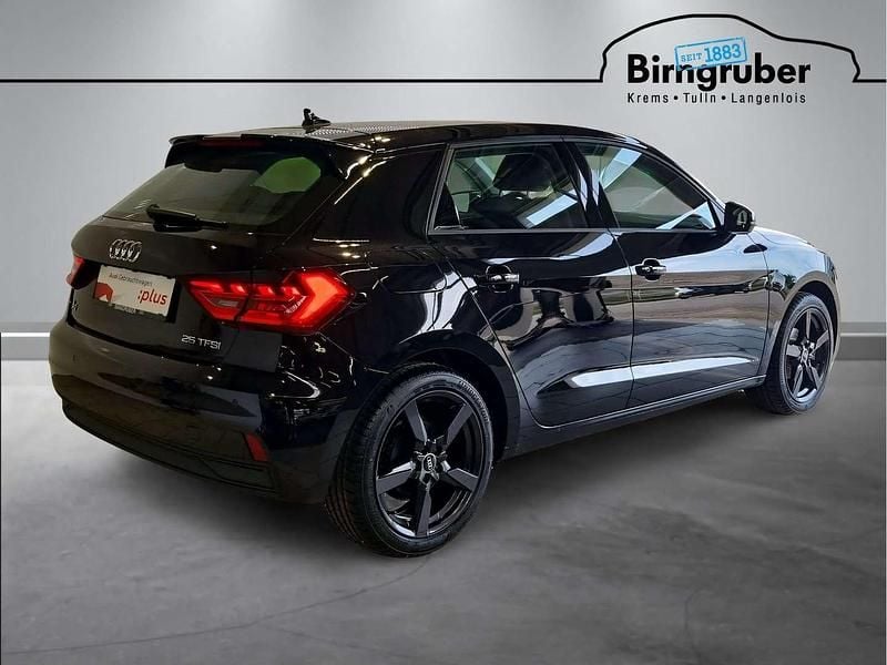 Gebraucht Audi A1 95 PS (69 kW) 2025 Schwarz SUV