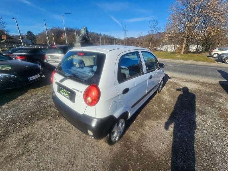 Gebraucht Chevrolet Matiz 52 PS (38 kW) 2009 Weiß Kleinwagen