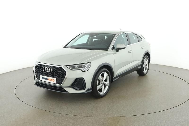 Grau Gebraucht 2023 Audi Q3 Sportback Sport SUV | € 37.990 (Fairer Preis) - Bild 1/3