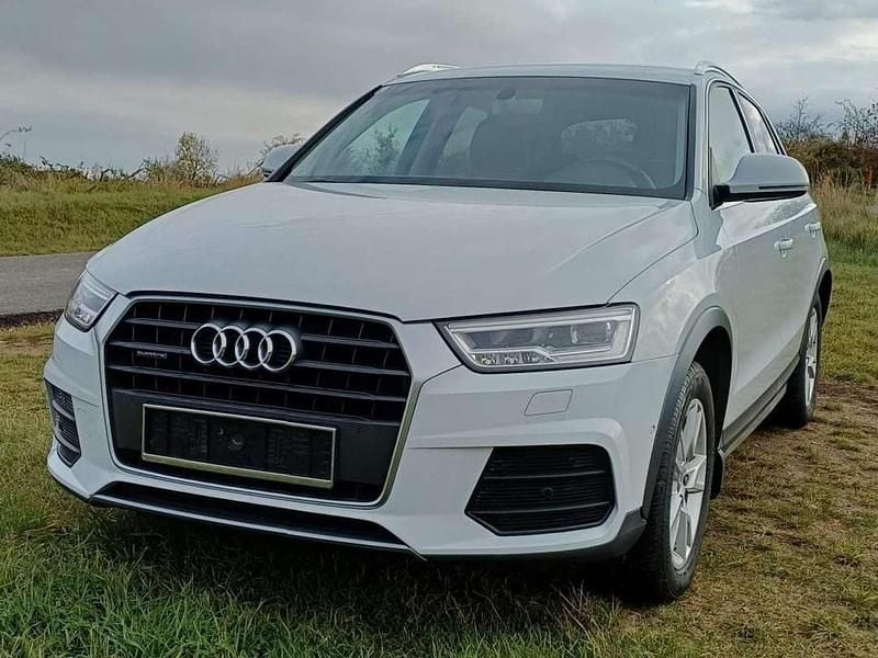 Weiß Gebraucht 2015 Audi Q3 SUV | € 17.500 (Fairer Preis) - Bild 1/4