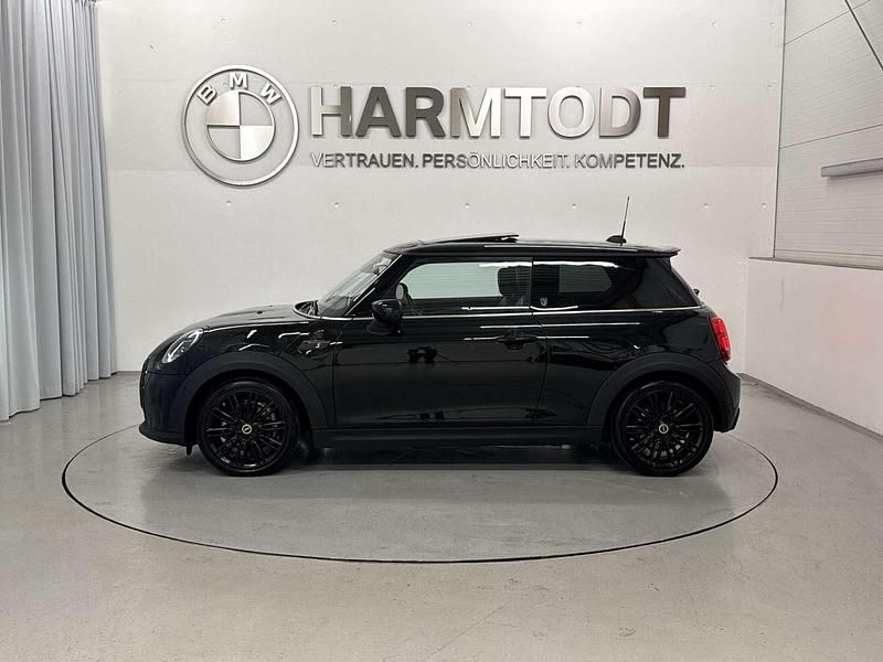 Gebraucht Mini Cooper SE 135 kW (184 PS) 2021 Schwarz Kleinwagen