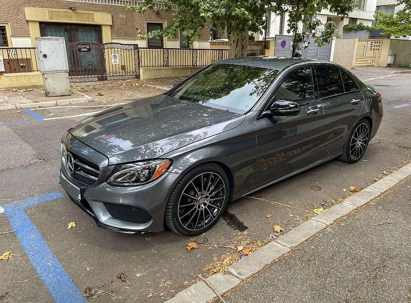 Gebraucht 2017 Mercedes C300 AMG line Limousine | € 33.000 (Fairer Preis) - Bild 1/4