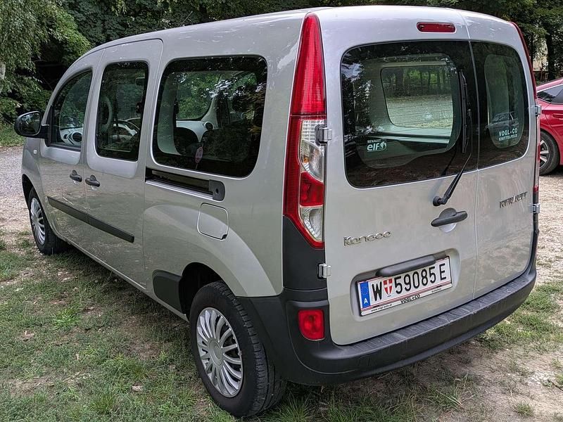 Gebraucht Renault Kangoo 90 PS (66 kW) 2017 Silber Van / Kleinbus