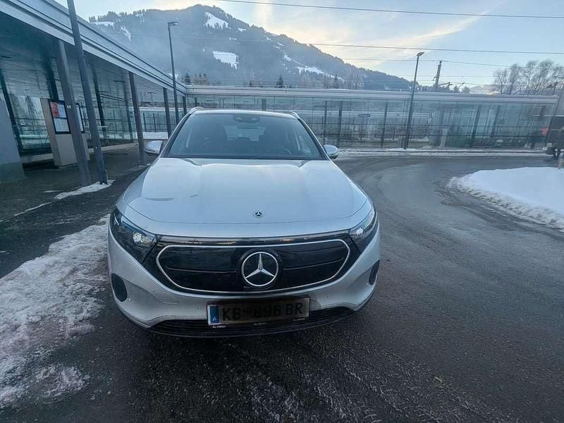 Gebraucht Mercedes EQA300 167 kW (228 PS) 2023 Silber SUV