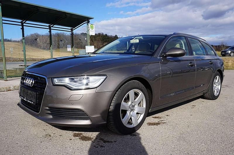 Gebraucht Audi A6 204 PS (150 kW) 2012 Grau Kombi