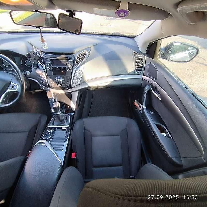 Gebraucht Hyundai i40 116 PS (85 kW) 2013 Blau Limousine