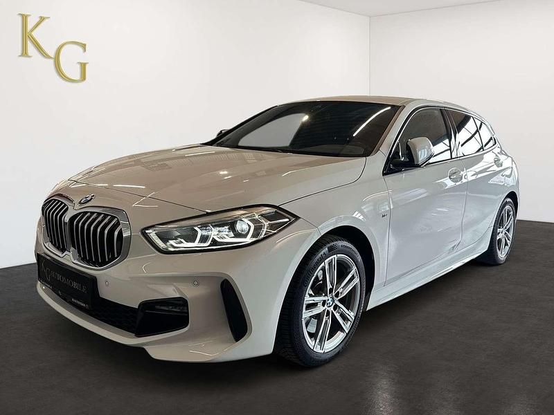 Gebraucht BMW 120 M Sport 190 PS (139 kW) 2023 Weiß Kleinwagen