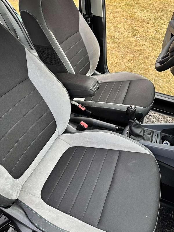 Gebraucht Skoda Fabia Joy 90 PS (66 kW) 2016 Schwarz Kombi