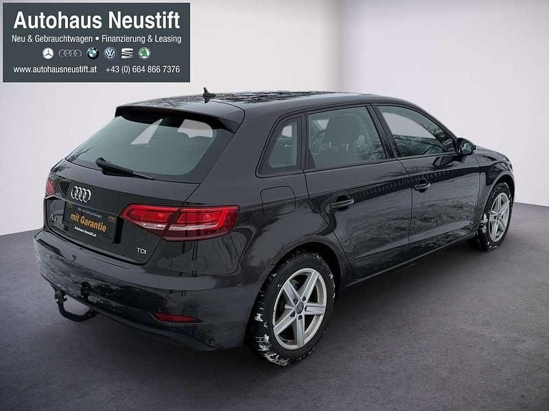 Gebraucht Audi A3 Sportback Comfort 150 PS (110 kW) 2017 Braun Kleinwagen