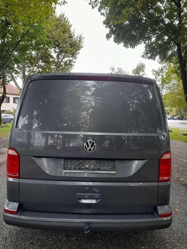 Gebraucht VW T6 102 PS (75 kW) 2018 Grau Van