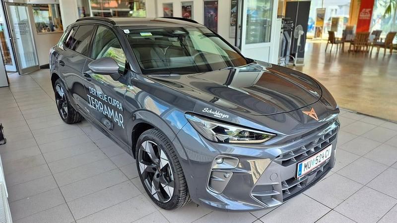 Gebraucht Cupra Terramar 150 PS (110 kW) 2025 Dunkelgrau  metallic SUV