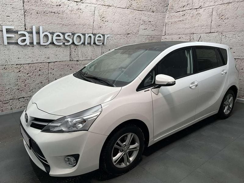 Weiß Gebraucht 2013 Toyota Verso Active Van / Kleinbus | € 10.700 (Guter Preis) - Bild 1/4