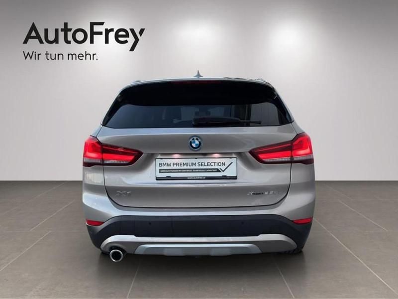 Gebraucht BMW X1 Efficient Dynamics 125 PS (91 kW) 2021 Silber SUV