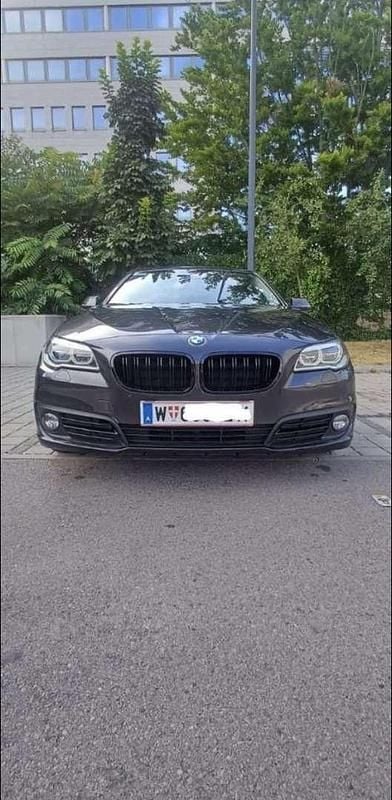 Gebraucht BMW 520 190 PS (139 kW) 2016 Limousine