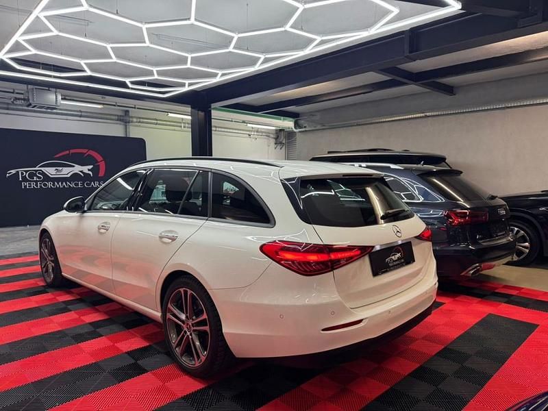 Gebraucht Mercedes C180 170 PS (125 kW) 2024 Weiß Kombi