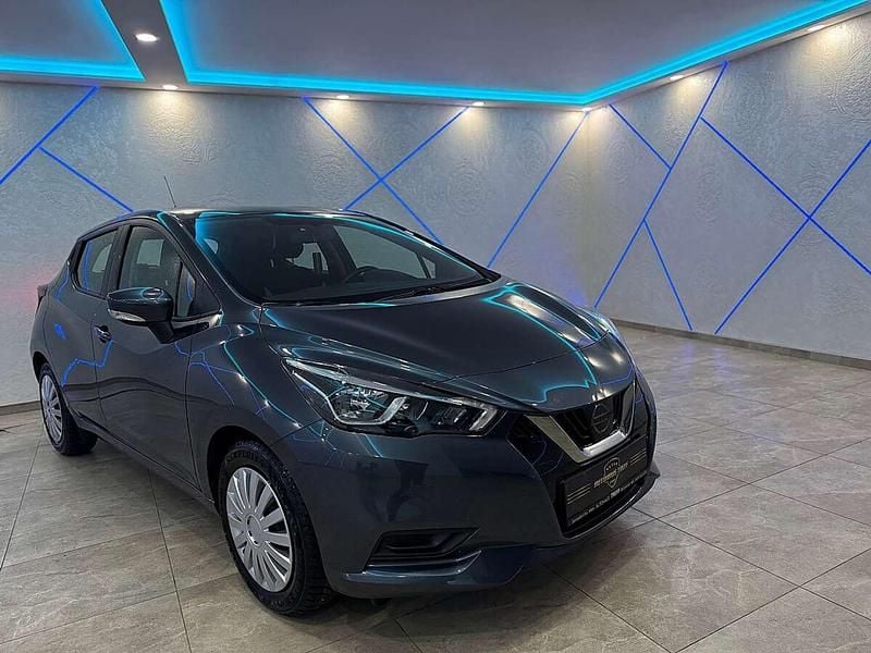 Gebraucht Nissan Micra Acenta 71 PS (52 kW) 2018 Grau Kleinwagen