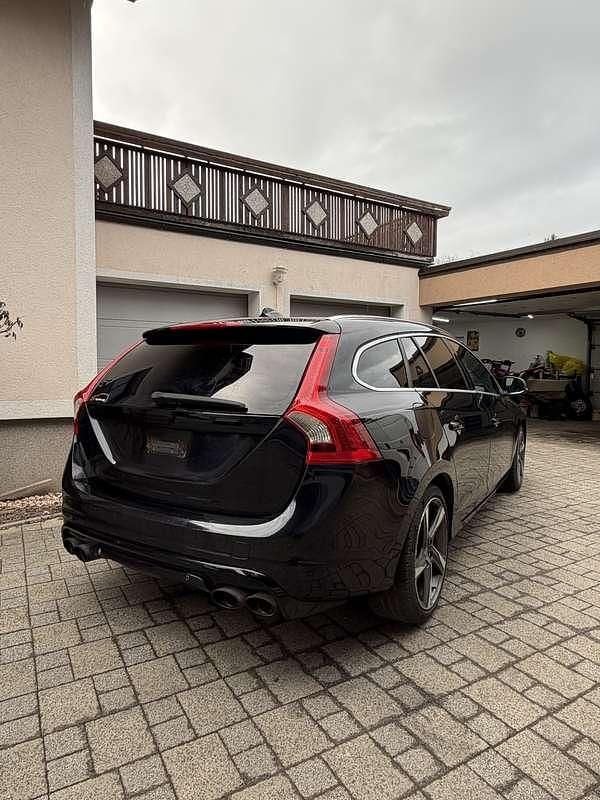 Gebraucht Volvo V60 R-Design 215 PS (158 kW) 2011 Kombi
