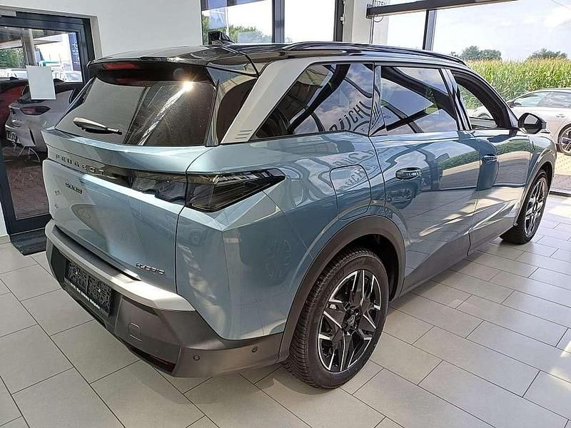 Neu Peugeot 5008 GT 146 PS (107 kW) 2025 Igaro blau Van / Kleinbus