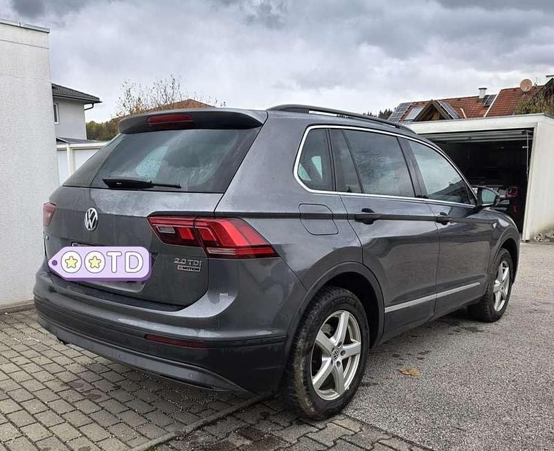 Gebraucht VW Tiguan Trendline 150 PS (110 kW) 2016 Grau SUV