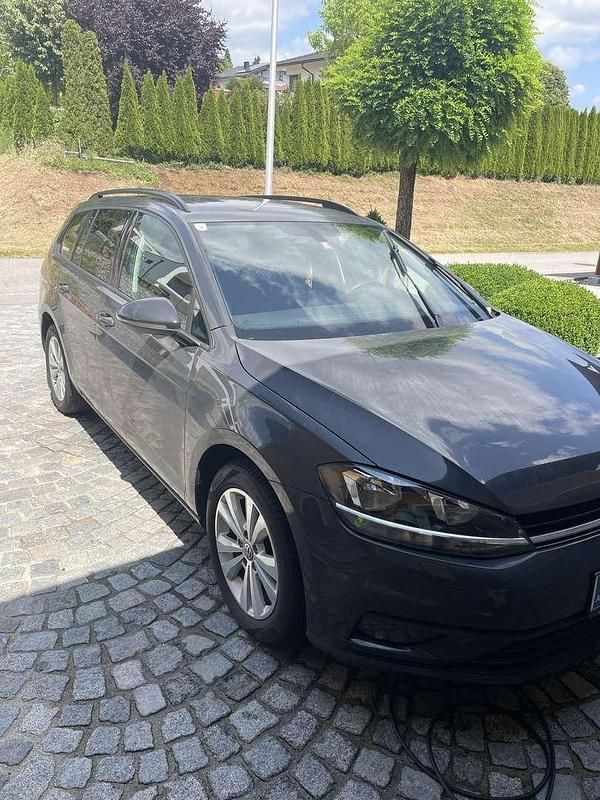 Gebraucht VW Golf VII 116 PS (85 kW) 2017 Grau Kombi