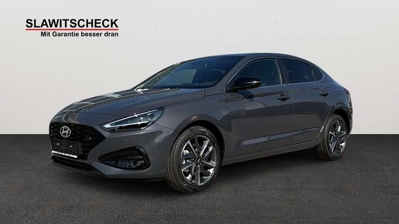 Neu Hyundai i30 GO! 140 PS (102 kW) 2025 Grau Limousine