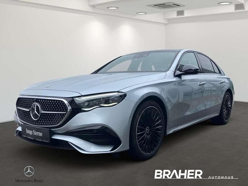 Gebraucht Mercedes E220 AMG Line Premium 197 PS (144 kW) 2024 Silber Limousine
