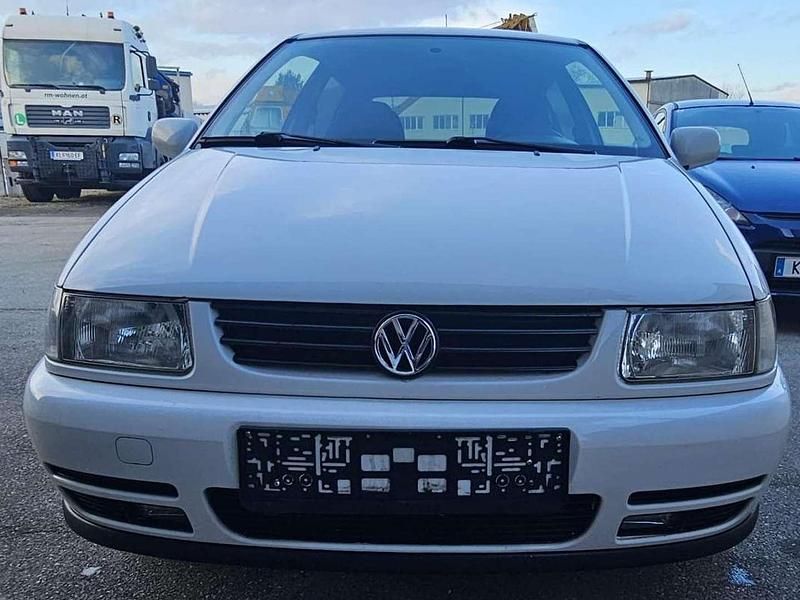 Gebraucht VW Polo 75 PS (55 kW) 1995 Weiß Limousine