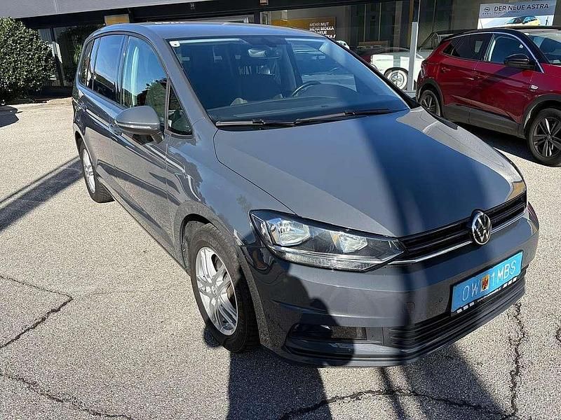 Gebraucht VW Touran 150 PS (110 kW) 2021 Grau Van / Kleinbus