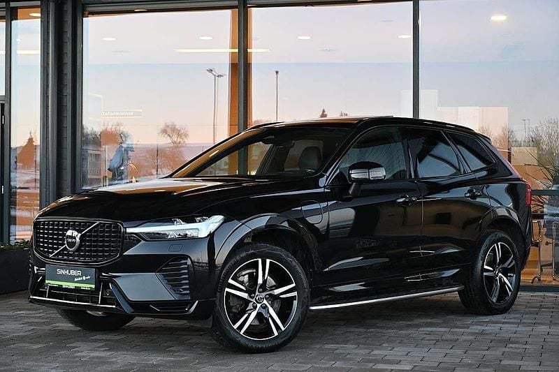 Schwarz Gebraucht 2022 Volvo XC60 Plus SUV | € 38.690 (Fairer Preis) - Bild 1/4