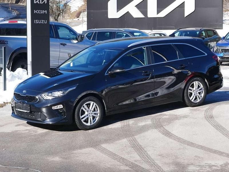 Schwarz Gebraucht 2021 Kia Ceed Sportswagon Gold Kombi | € 16.999 (Etwas zu teuer) - Bild 1/4