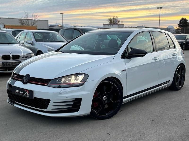 Gebraucht VW Golf VII GTI 230 PS (169 kW) 2014 Weiß Kleinwagen