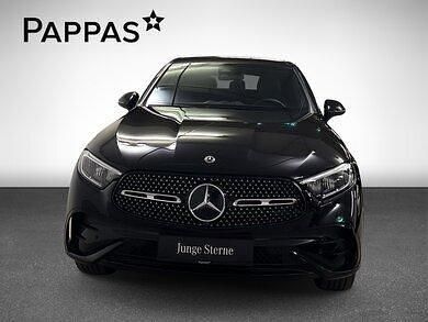 Gebraucht Mercedes GLC300e 312 PS (229 kW) 2024 Obsidianschwarz metallic Coupé