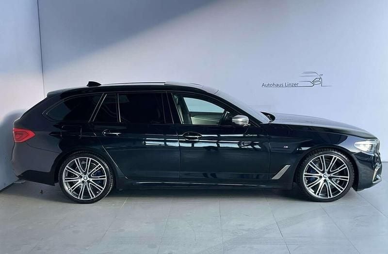 Gebraucht BMW 550 Performance 400 PS (294 kW) 2018 Schwarz Kombi