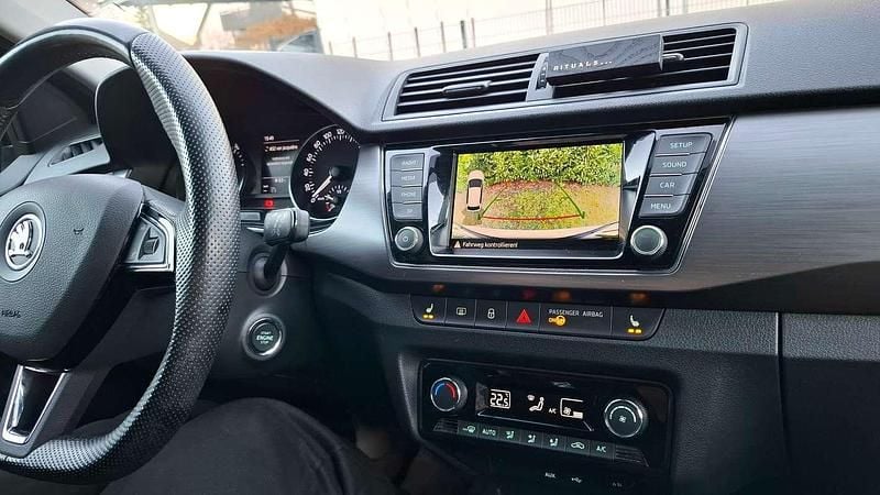 Gebraucht Skoda Fabia Style 90 PS (66 kW) 2017 Weiß Limousine