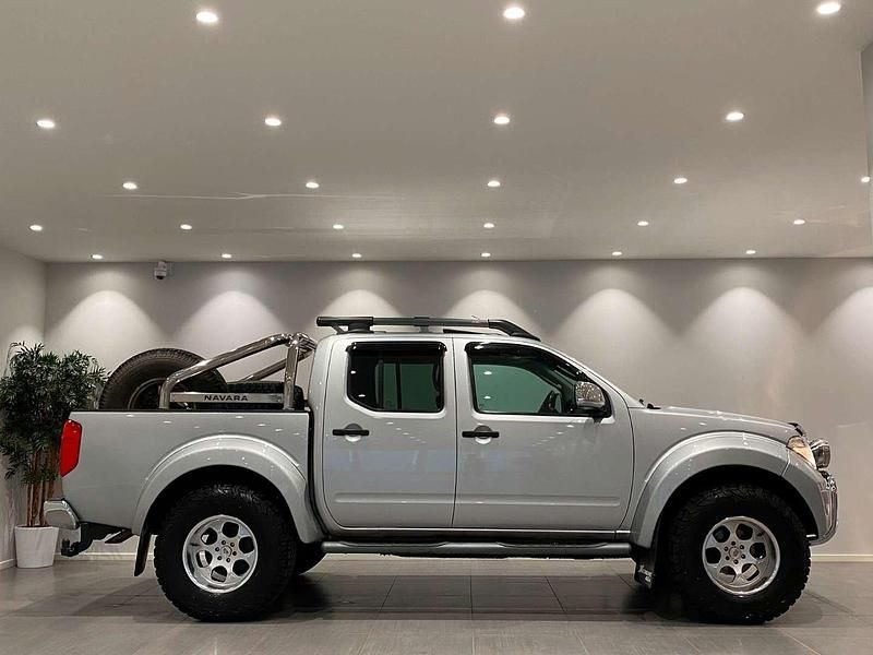 Gebraucht 2009 Nissan Navara Abholung | € 11.500 - Bild 1/4
