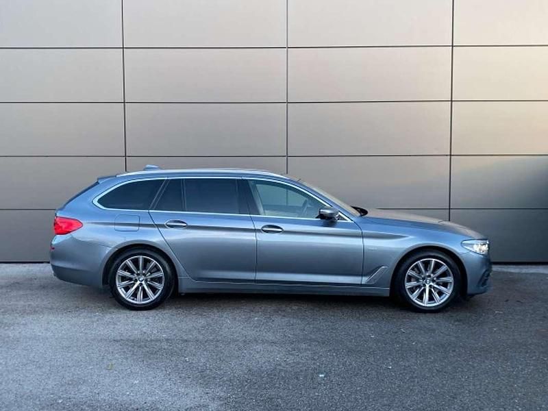Gebraucht BMW 530 265 PS (194 kW) 2017 Grau Kombi