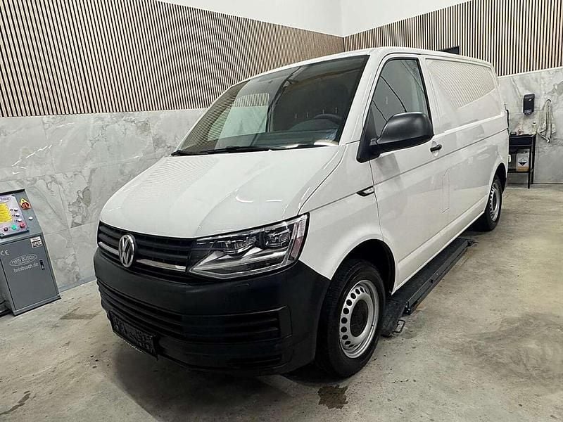 Gebraucht VW T6.1 150 PS (110 kW) 2019 Weiß Van