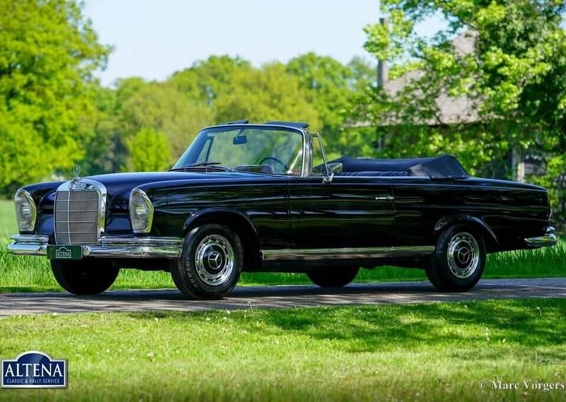 Schwarz Gebraucht 1963 Mercedes 220 SE Cabrio | € 117.500 - Bild 1/4