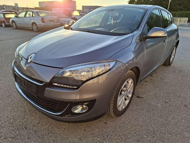 Gebraucht Renault Mégane 116 PS (85 kW) 2013 Grau Limousine