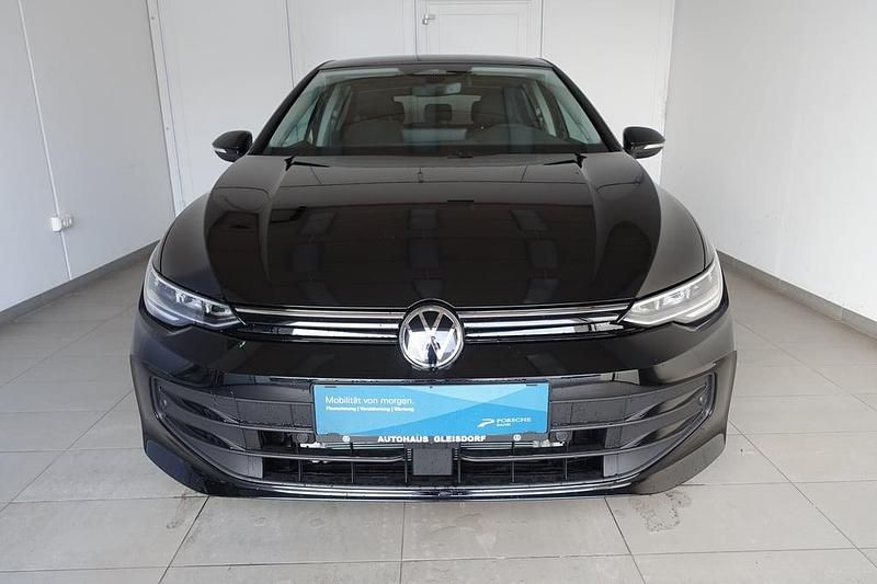 Neu VW Golf VIII 115 PS (84 kW) 2026 Schwarz  metallic Limousine