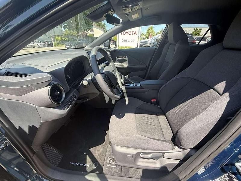 Gebraucht Toyota C-HR Active 152 PS (111 kW) 2025 Blau SUV