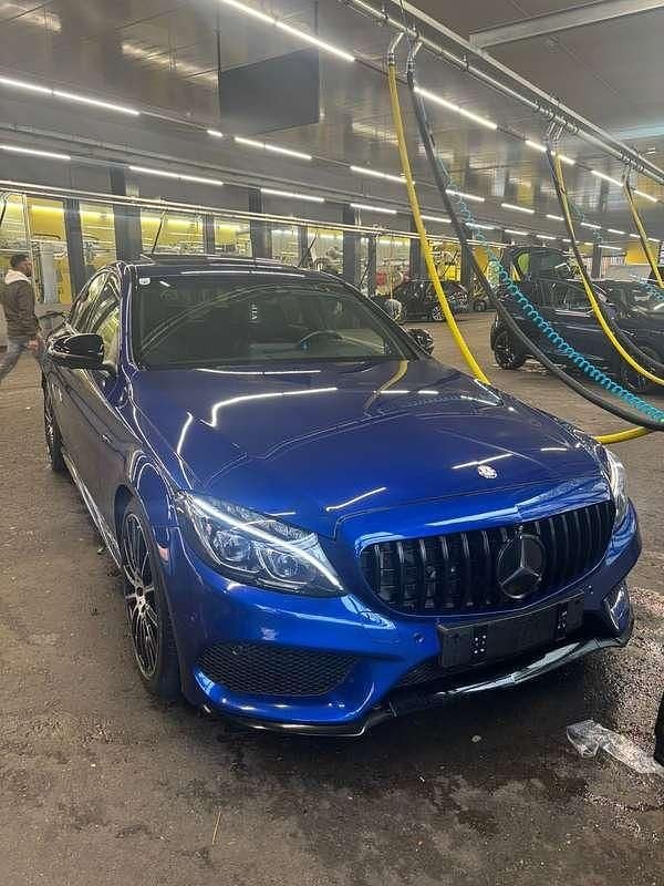 Gebraucht Mercedes C220 AMG line 170 PS (125 kW) 2015 Limousine